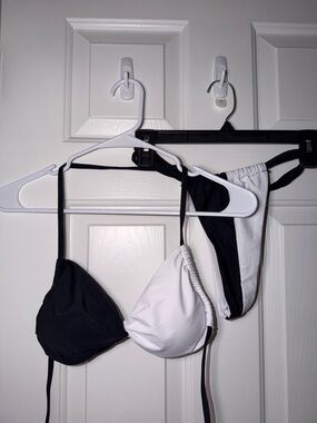 SHEIN Black and White Two-Tone Triangle Bikini